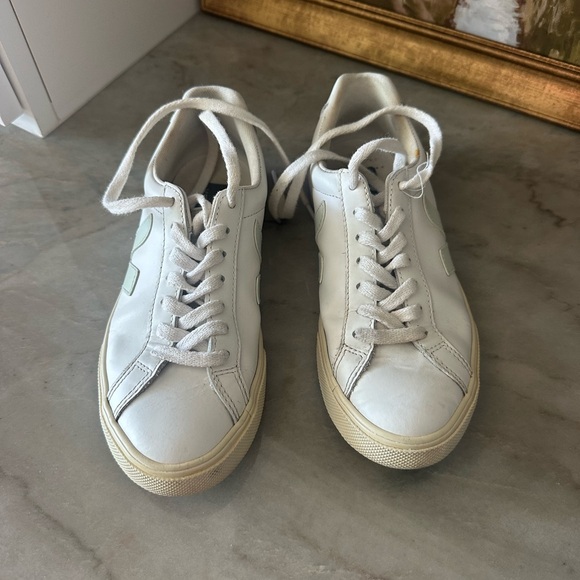 Veja White Sneakers with Pale Blue Details - size 36 - so cute! - Picture 3 of 5